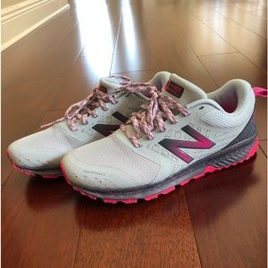 New balance running shoes